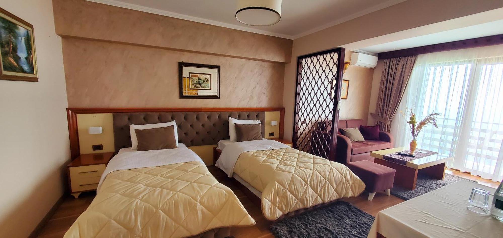 Hotel Panorama Dajti מראה חיצוני תמונה